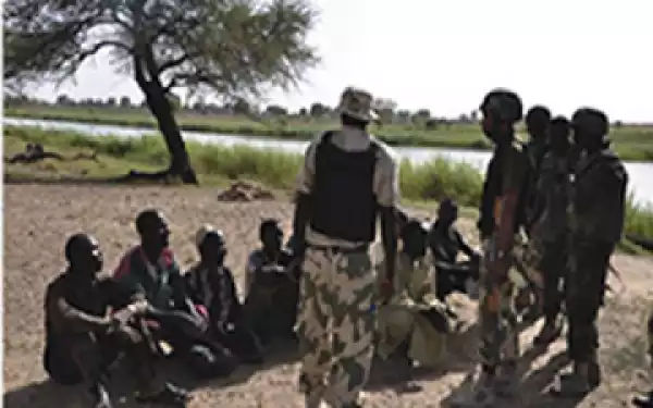 Chadian soldiers free Boko Haram captives